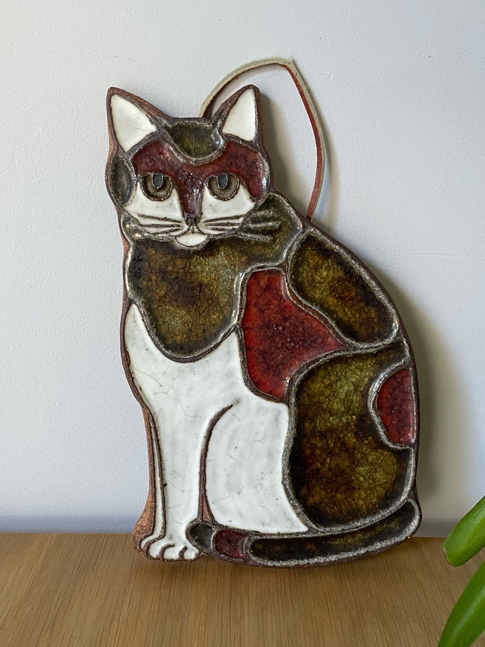 Vintage MCM Victoria Littlejohn Calico Cat Studio Pottery Wall Hanging Trivet